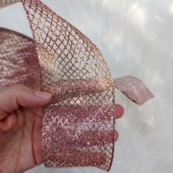 10 yards of glittered ribbon - Picture 3 of 6